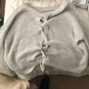 Semi cropped braided back sweater